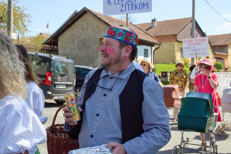 Nechyběl řezník, ani maminky s kočárky. 